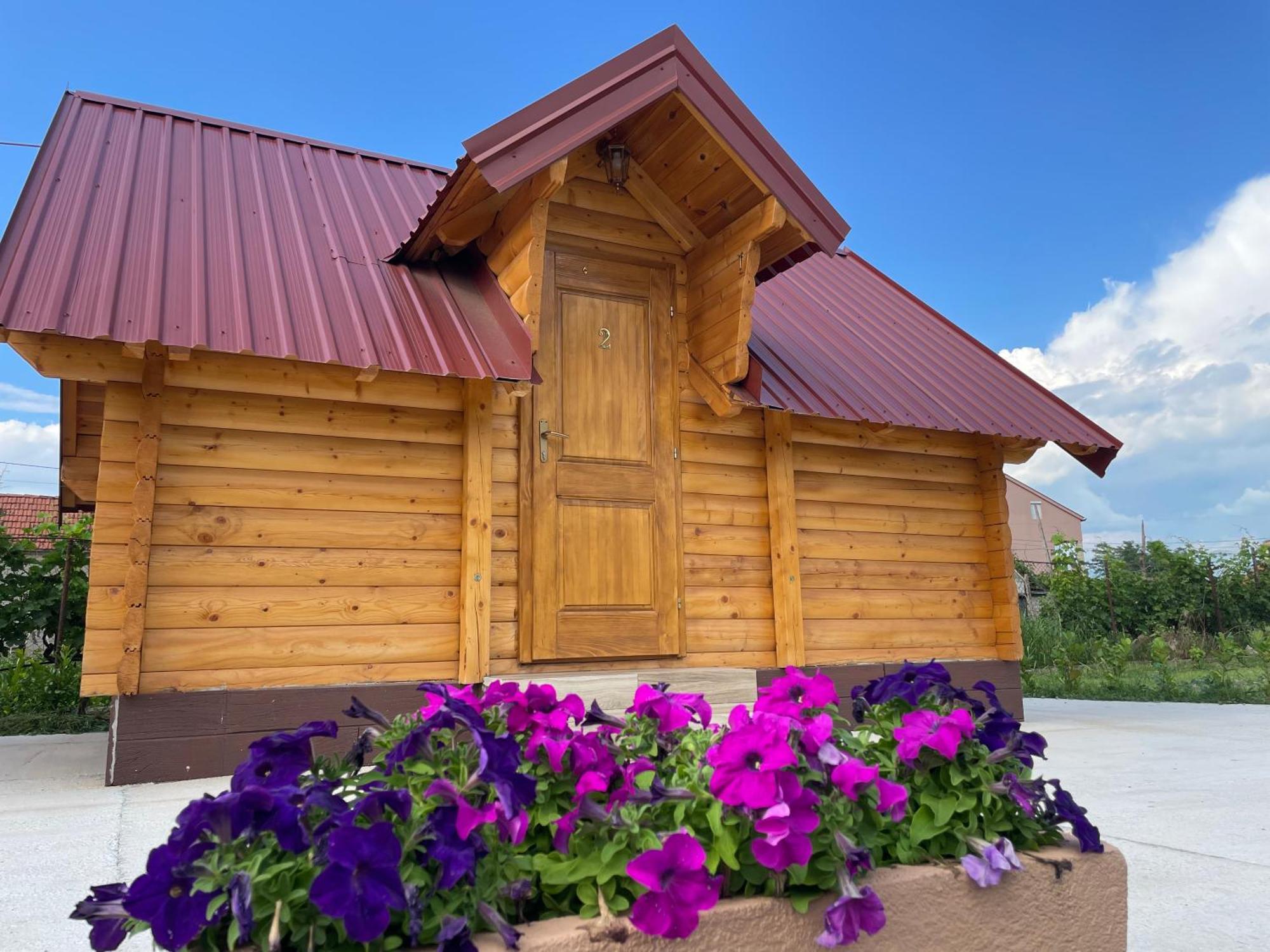 Cozy Bungallows Podgorica Exterior photo